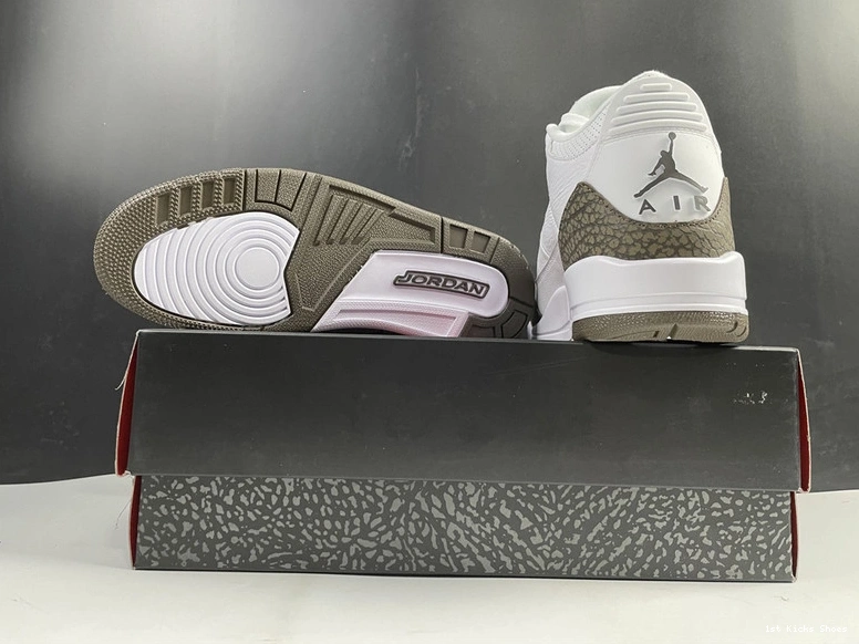 Mocha - 136064-122 (2018) Jordan 3 Retro 1202